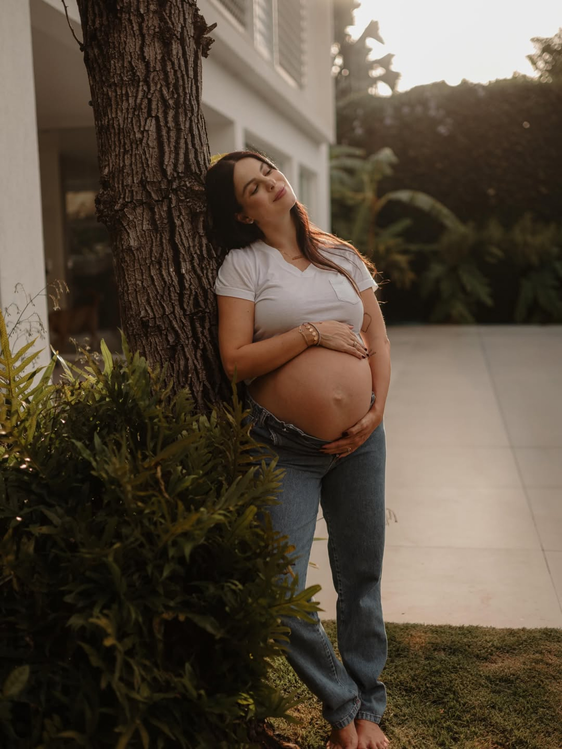À espera do terceiro filho, Sthefany Brito posa com barrigão - Reprodução / Instagram