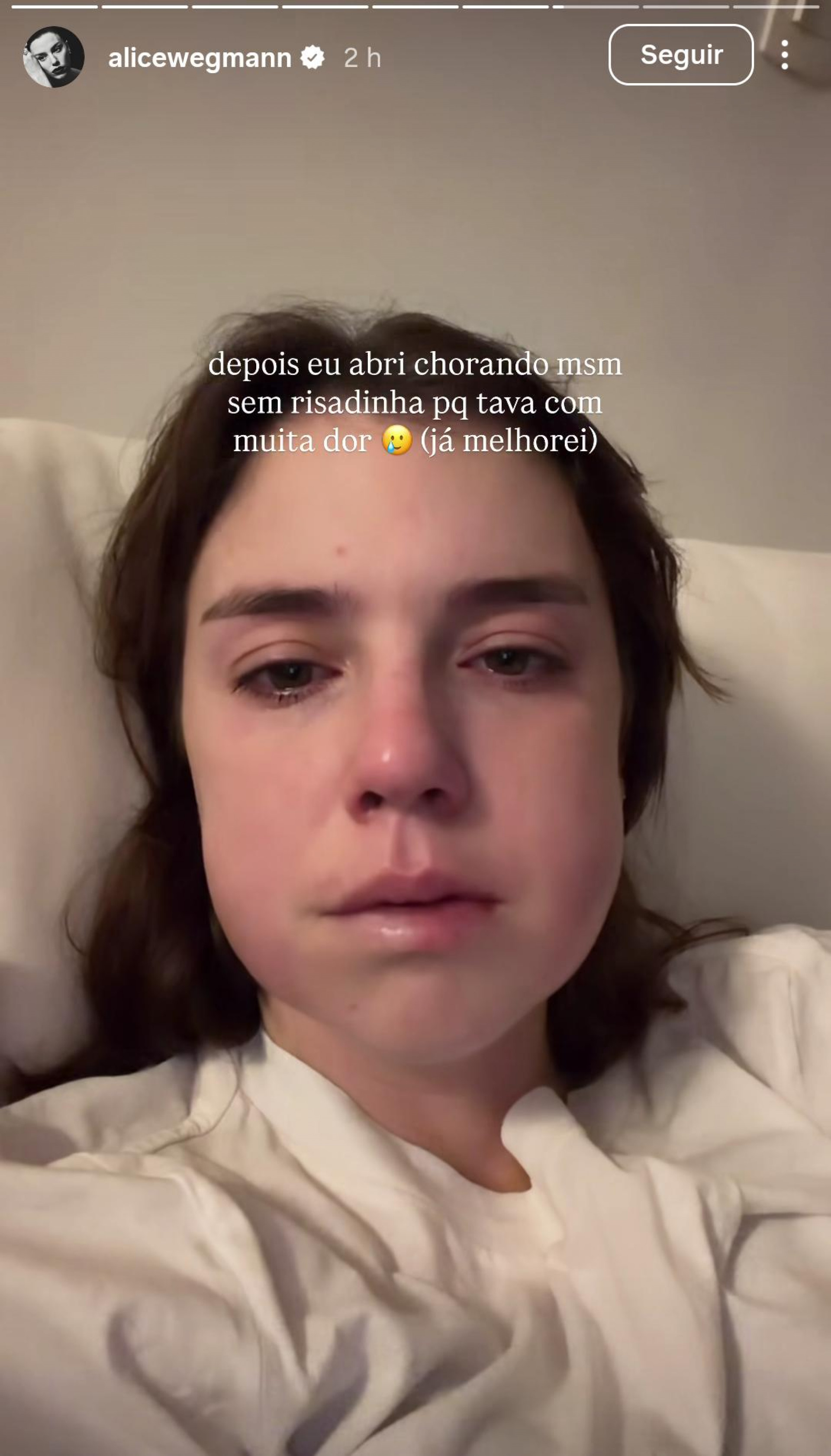 Alice Wegmann relata dores depois de retirar sisos - Reprodução de vídeo / Instagram