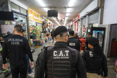 Em ação integrada, Operação Pharmakon interdita peixaria no Centro