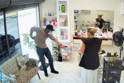 Ladrão assalta Salão de Beleza em São José do Imbassaí, Maricá 