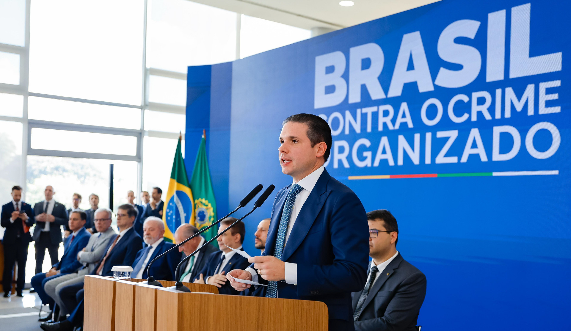 Alcolumbre não comparece à evento organizado pelo Governo, já Motta acompanha presidente
