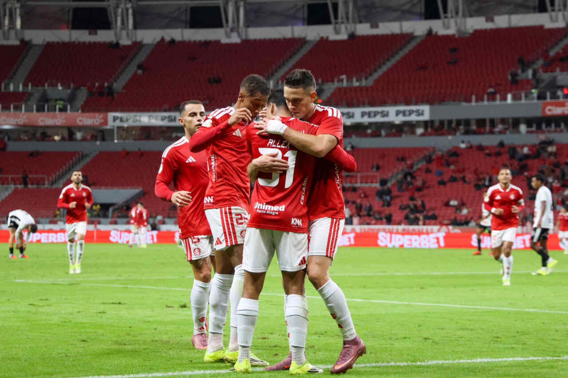 Pezzolano aponta falhas do Internacional e exige foco: “Precisamos estar 100% ligados”