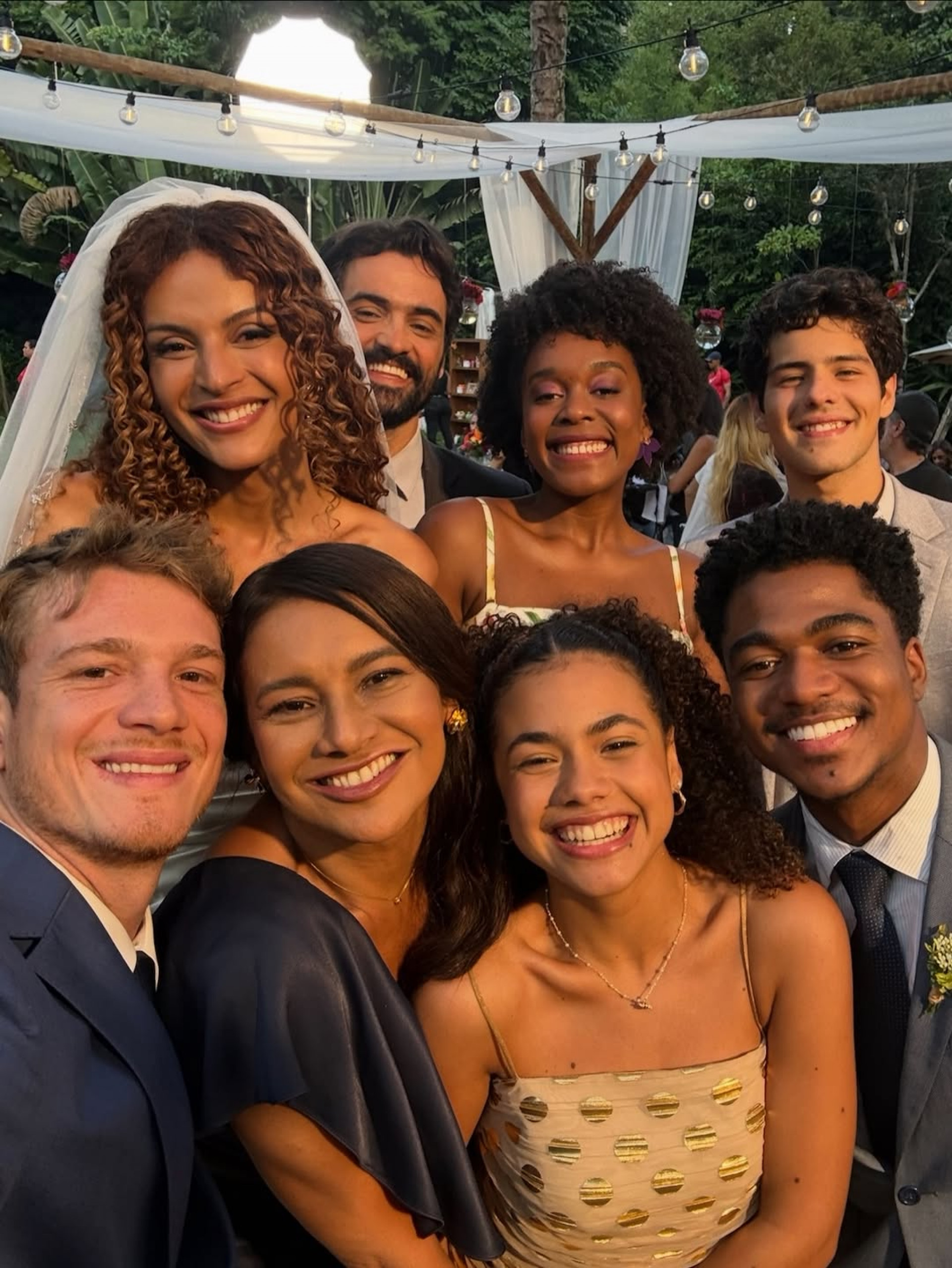 Dira Paes compartilha fotos inéditas de casamento duplo em 'Três Graças' - Reprodução / Instagram