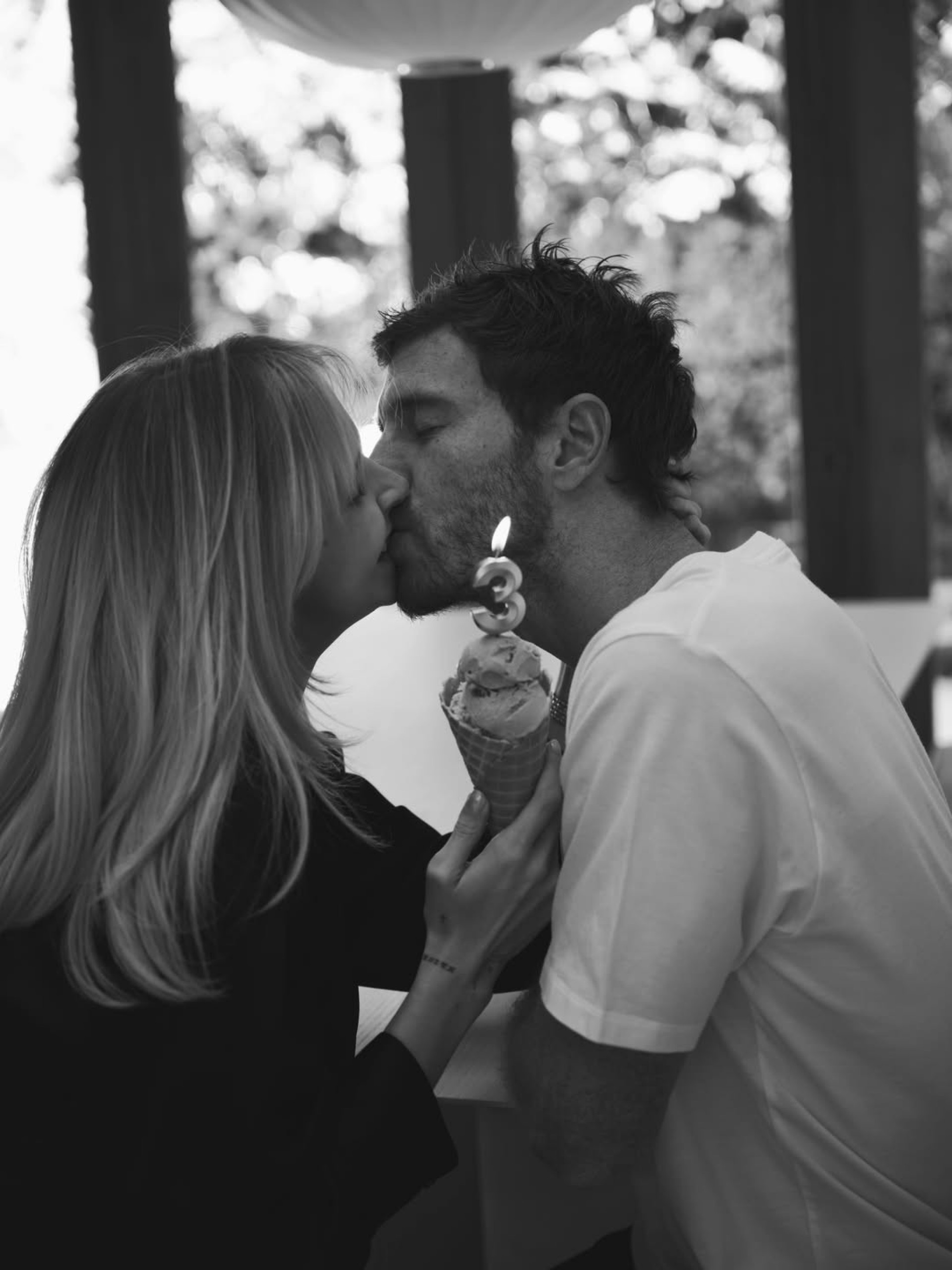 Isabella Scherer completou 3 anos de uni&atilde;o com Rodrigo Calazans  - Reprodu&ccedil;&atilde;o/Instagram 