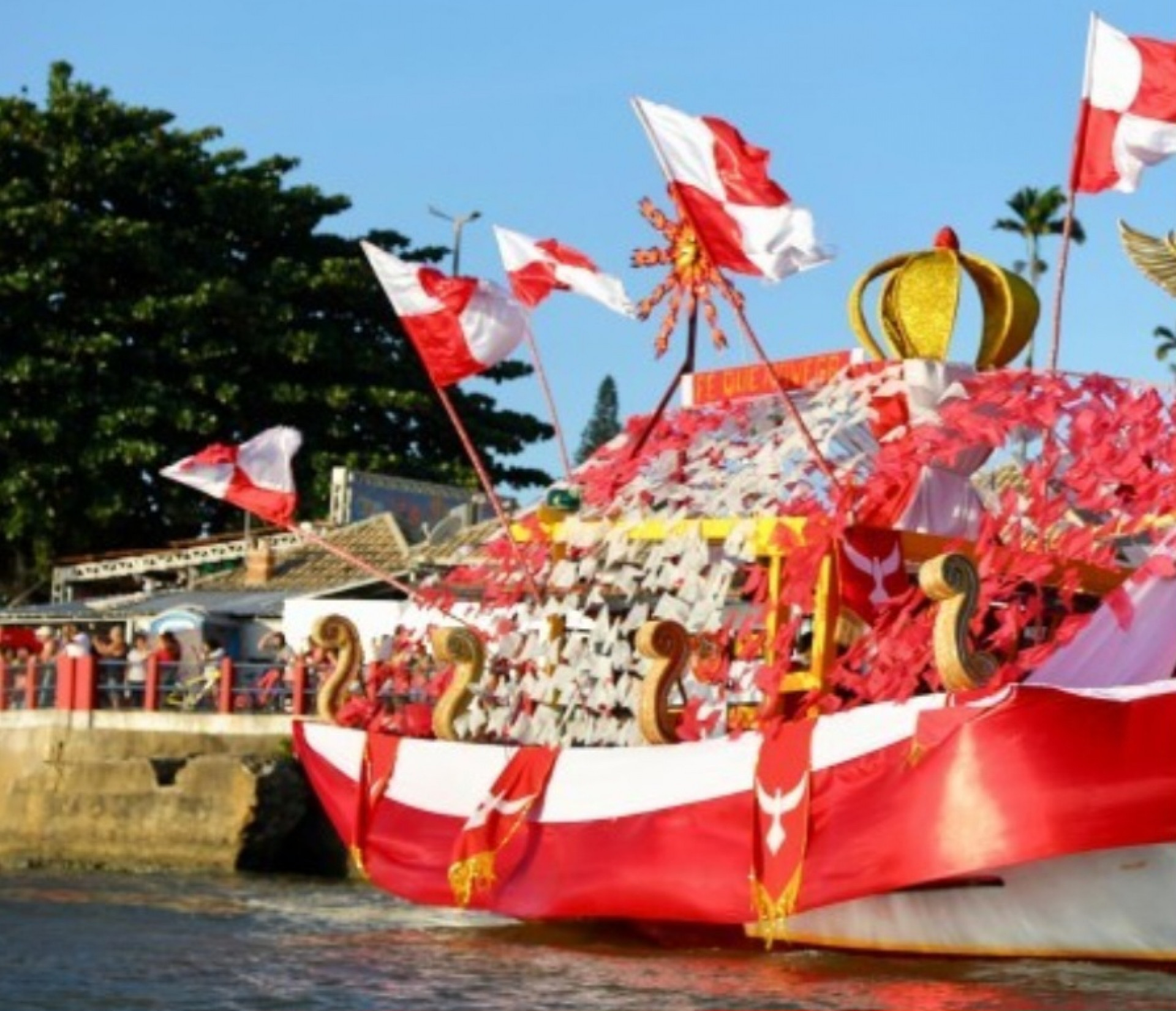 Tradicional Desfile Fluvial de São João da Barra acontece dia 23 de junho