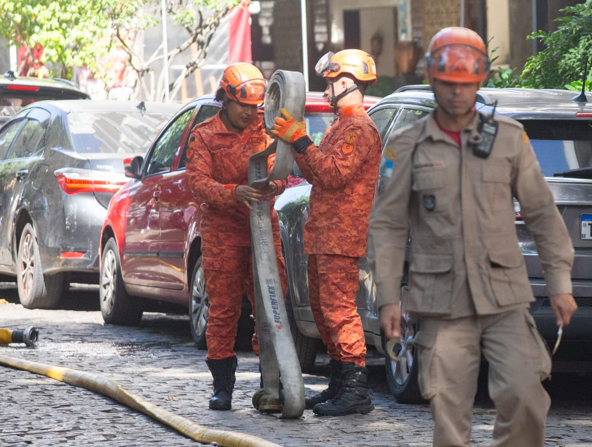 Bombeiros foram acionados para princípio de incêndio em churrascaria, em Copacabana - Érica Martin / Agência O Dia