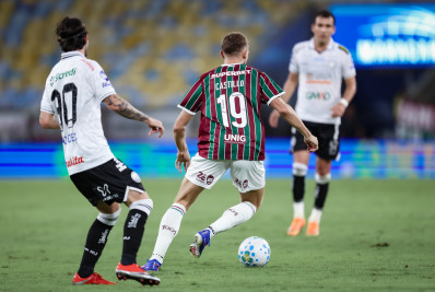 Com corte na perna, Castillo pode virar desfalque no Fluminense