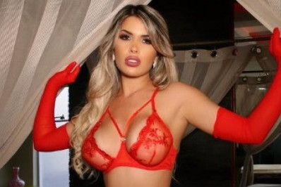 Musa do Olimpia publica foto em motel: 'Desfrutar de uma paixão sem limites'