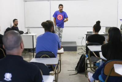 Prefeitura de Volta Redonda inicia curso de Libras para servidores municipais