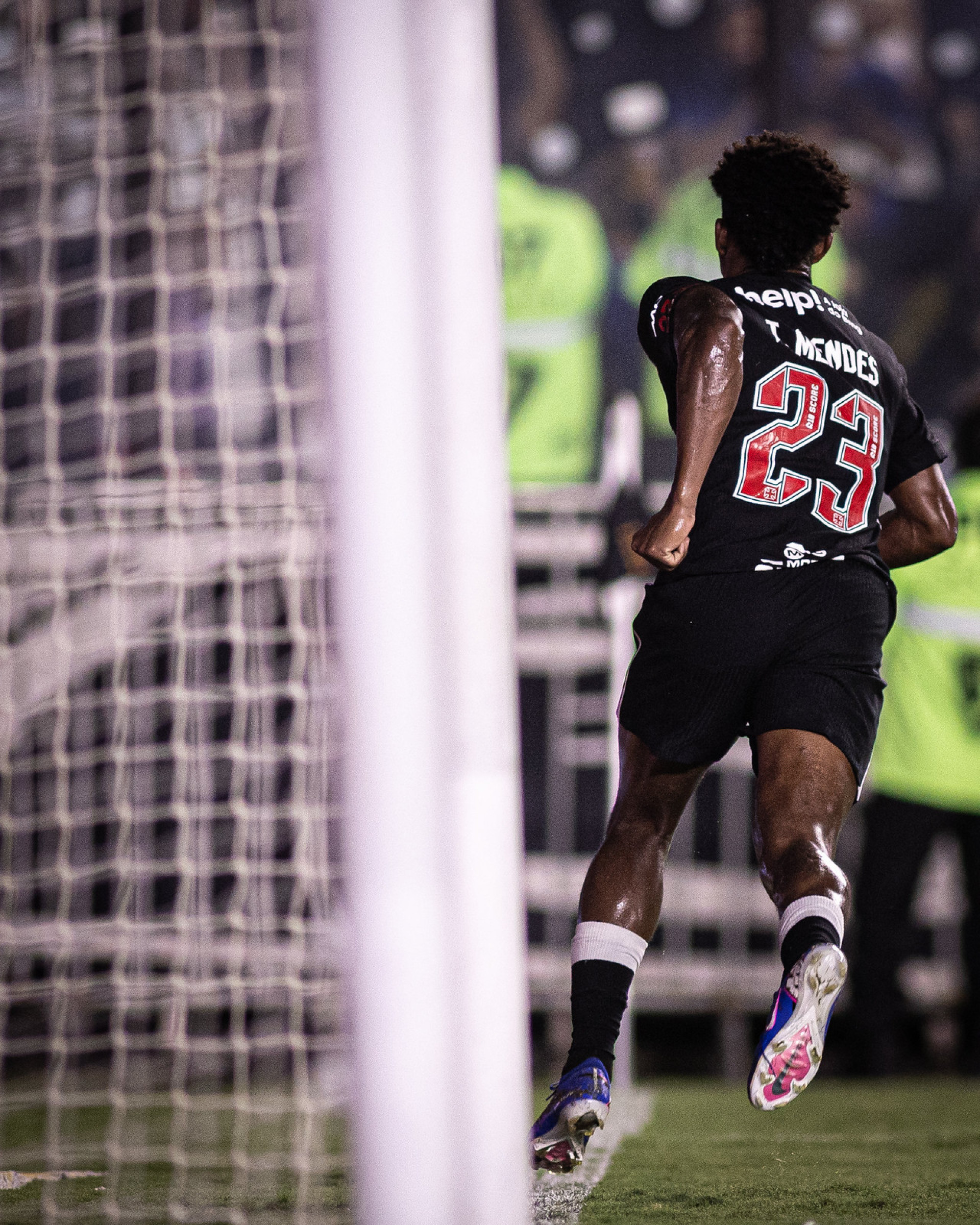 Thiago Mendes vive grande fase no Vasco