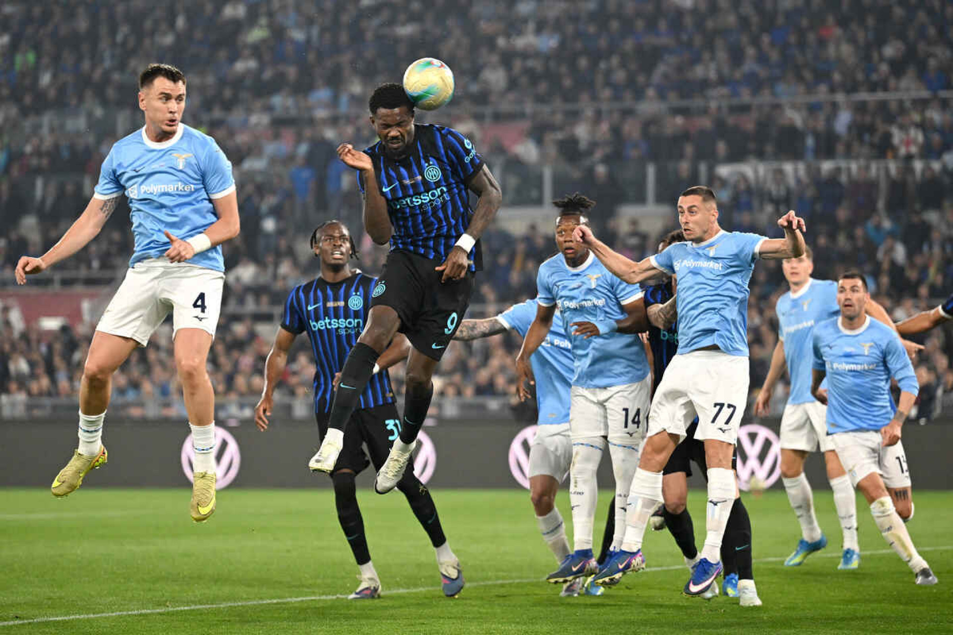 Inter de Mil&atilde;o vence a Lazio e conquista a Copa da It&aacute;lia