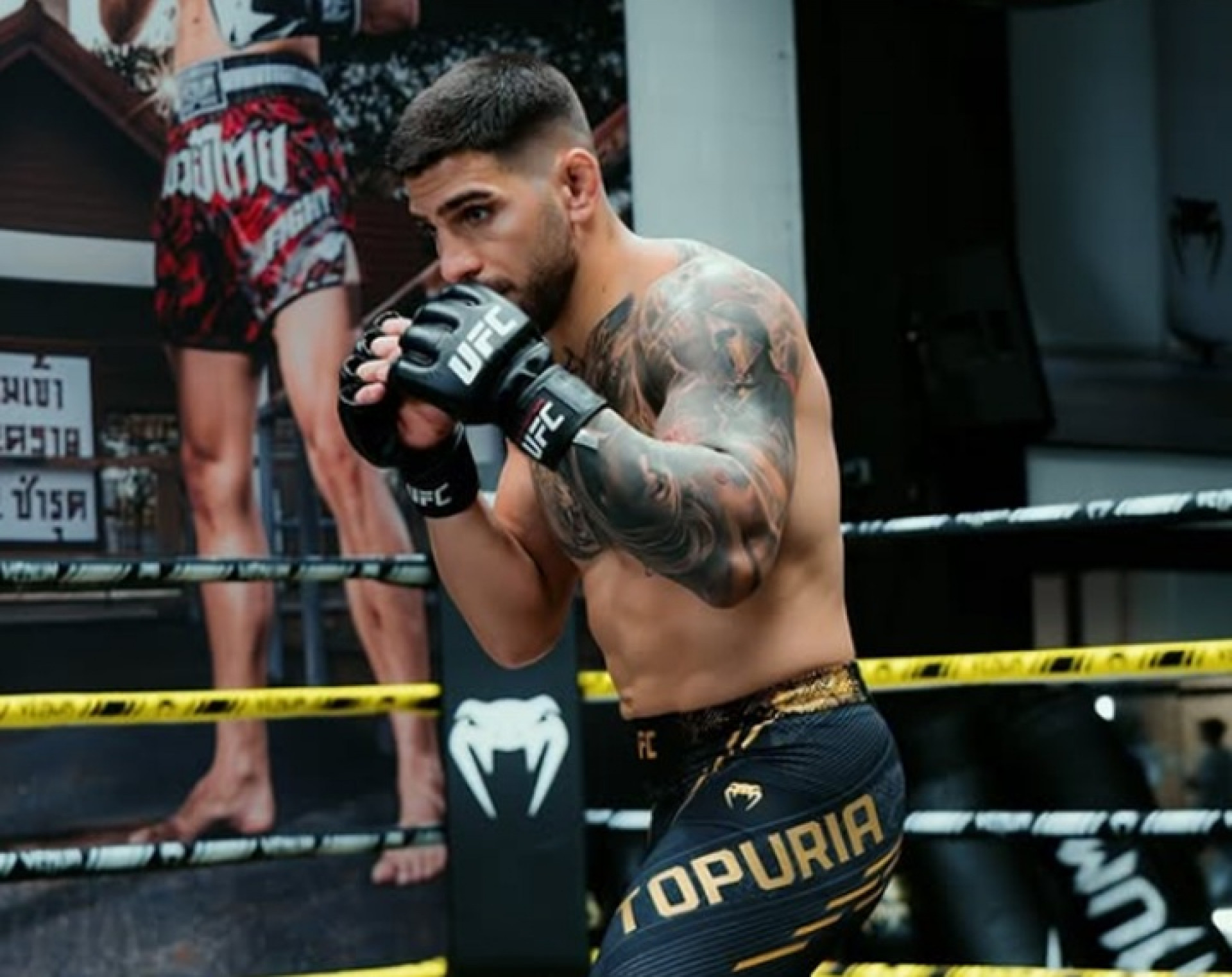 Topuria revela 'treino especial' em preparação para encarar Gaethje no UFC Casa Branca