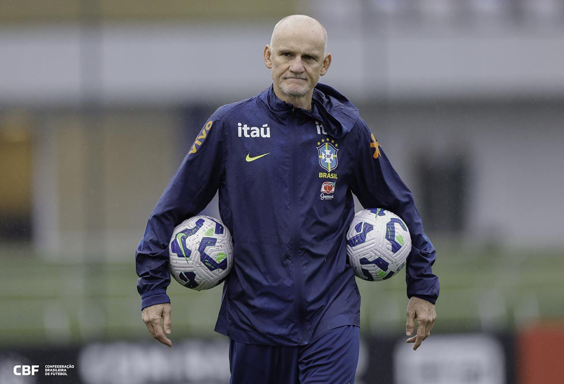 Taffarel sai em defesa de Bento após falha no Al-Nassr: 'Já superou'
