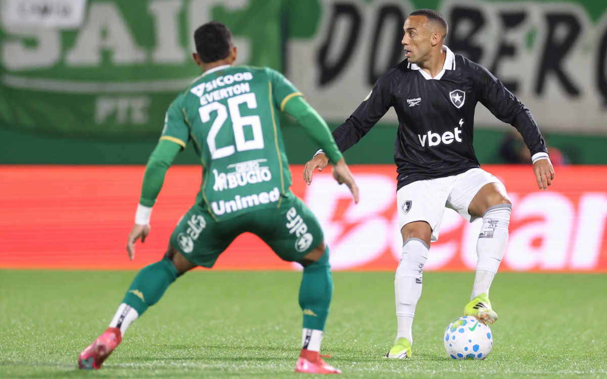 Marcal. Chapecoense x BOTAFOGO pela Copa do Brasil no Estadio Arena Conda, 14 de Maio de 2026, Chapeco, SC, Brasil.