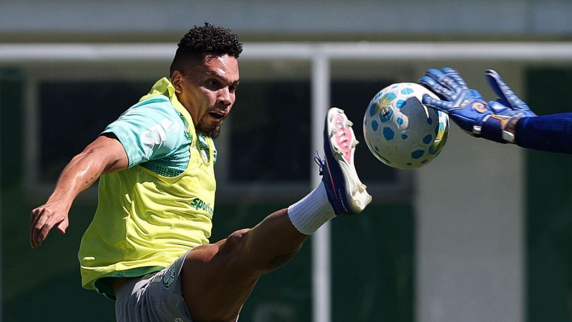 Aus&ecirc;ncia de Paulinho na Copa do Brasil j&aacute; estava planejada pelo Palmeiras