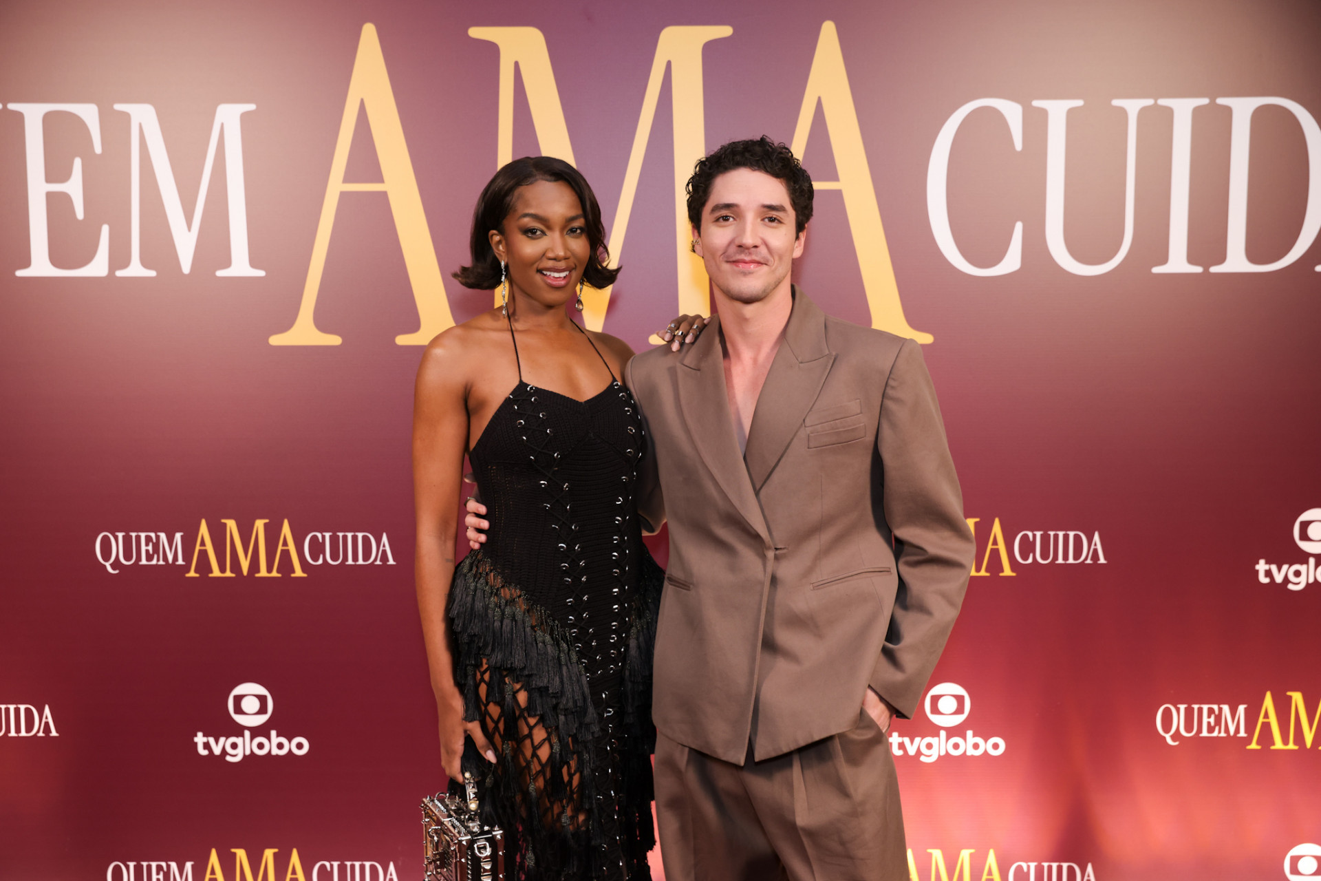 João Vitor Silva namora a cantora Iza - Lucas Ramos / Brazil News