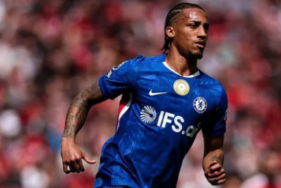 Barcelona intensifica contatos e deverá fazer oferta para tirar João Pedro do Chelsea