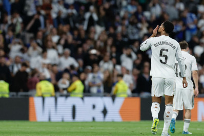 Real Madrid vence o lanterna Oviedo sob clima de protestos no Santiago Bernabéu