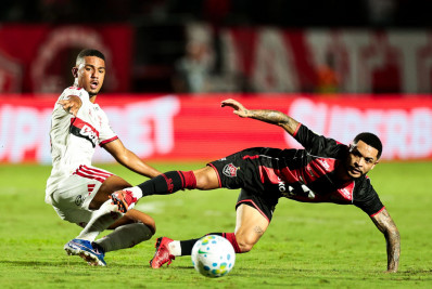 Flamengo perde para o Vitória no Barradão e está eliminado da Copa do Brasil