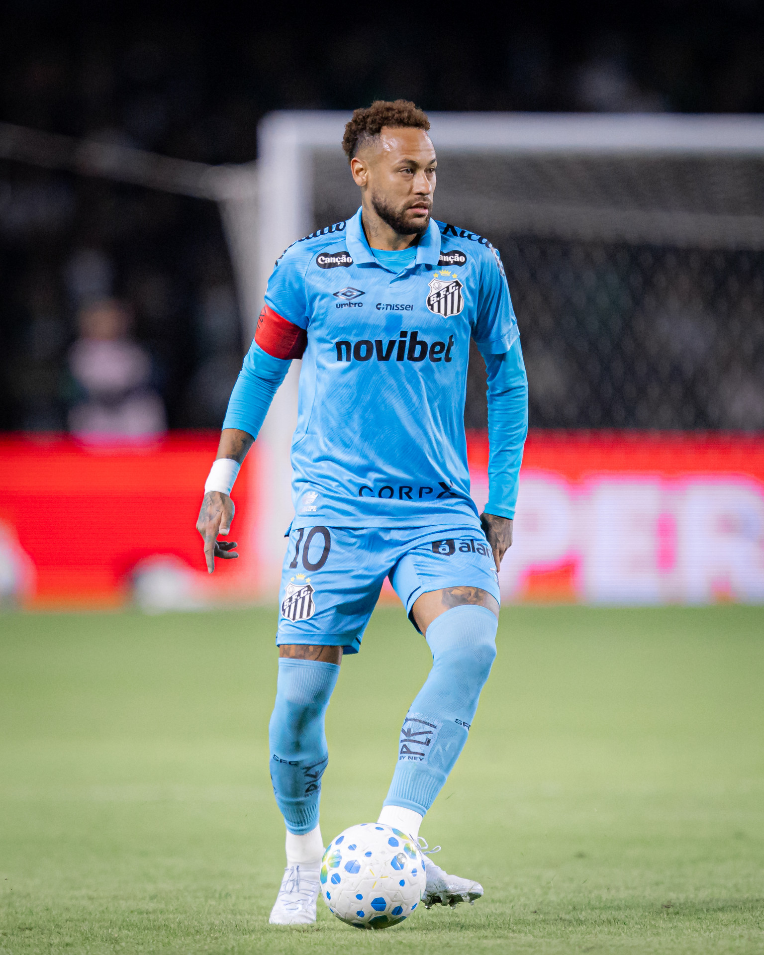 Neymar em ação pelo Santos