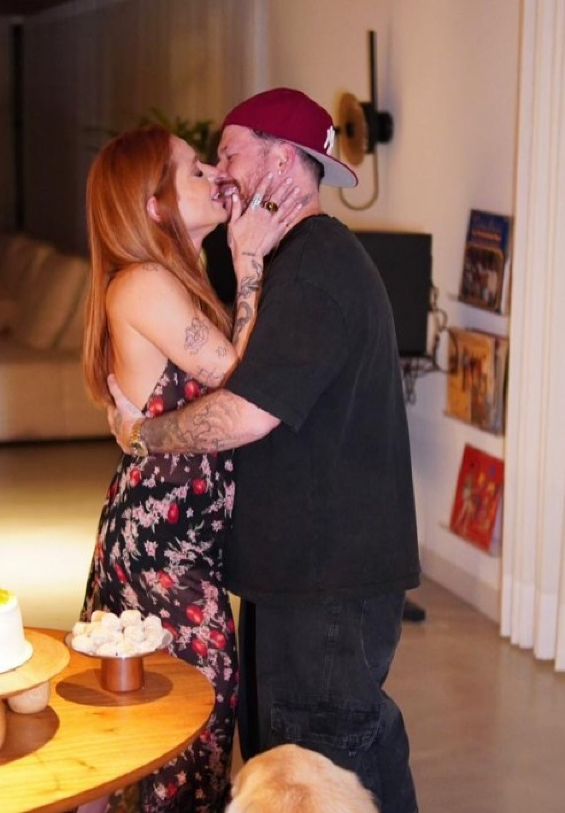 Ferrugem pede Thaís Vasconcellos em casamento - Reprodução / Instagram