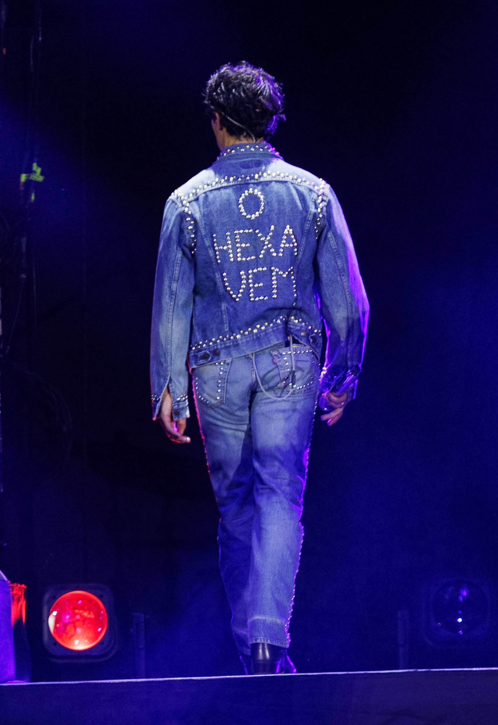 Joe Jonas usa jaqueta com a frase 'o hexa vem'  - Clayton Felizardo / Brazil News