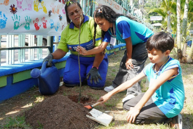 Prefeitura dá início à Semana Internacional da Reciclagem na praça do Zé Garoto
