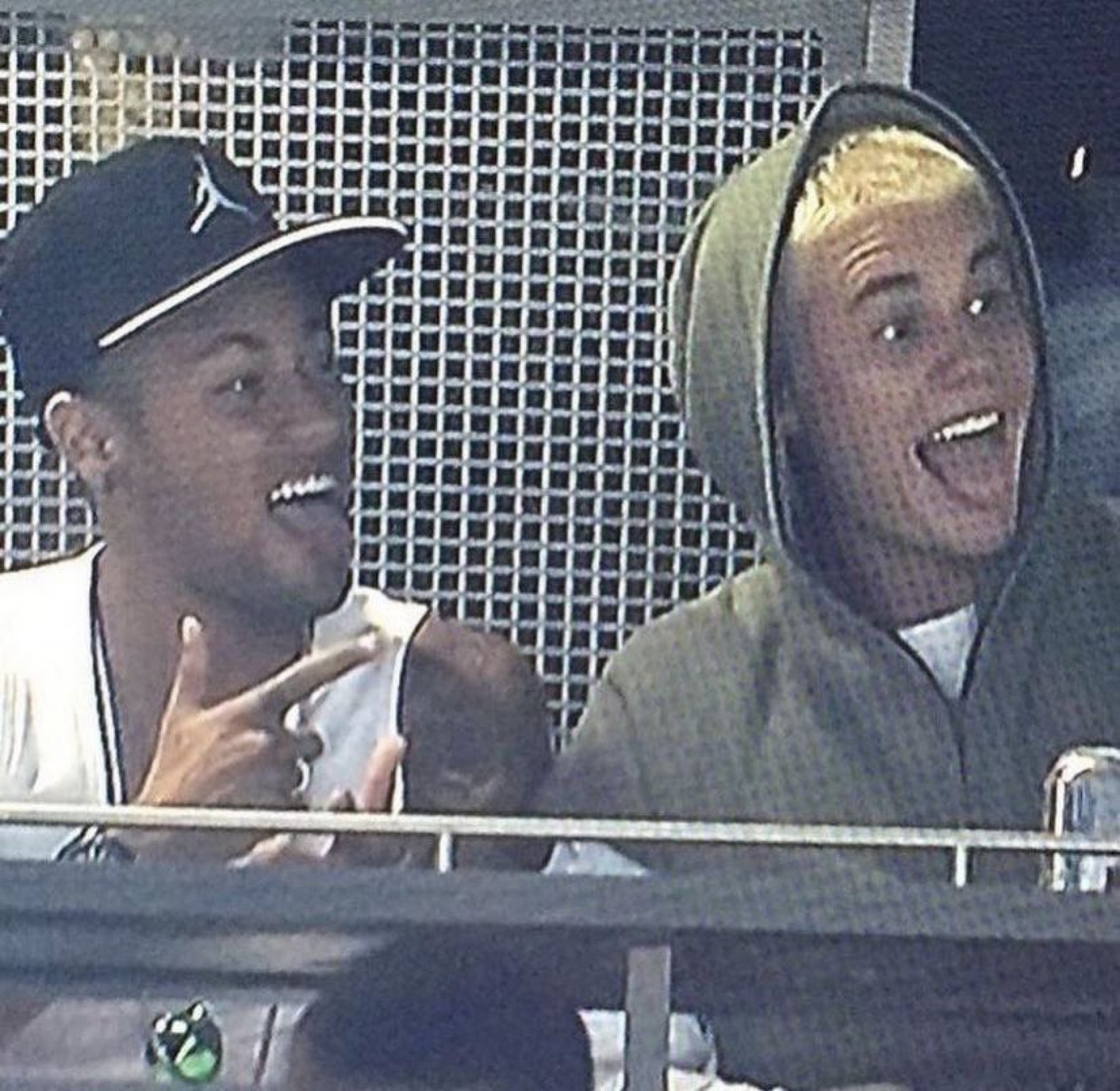 Neymar e Justin Bieber em foto antiga - Reprodução / X