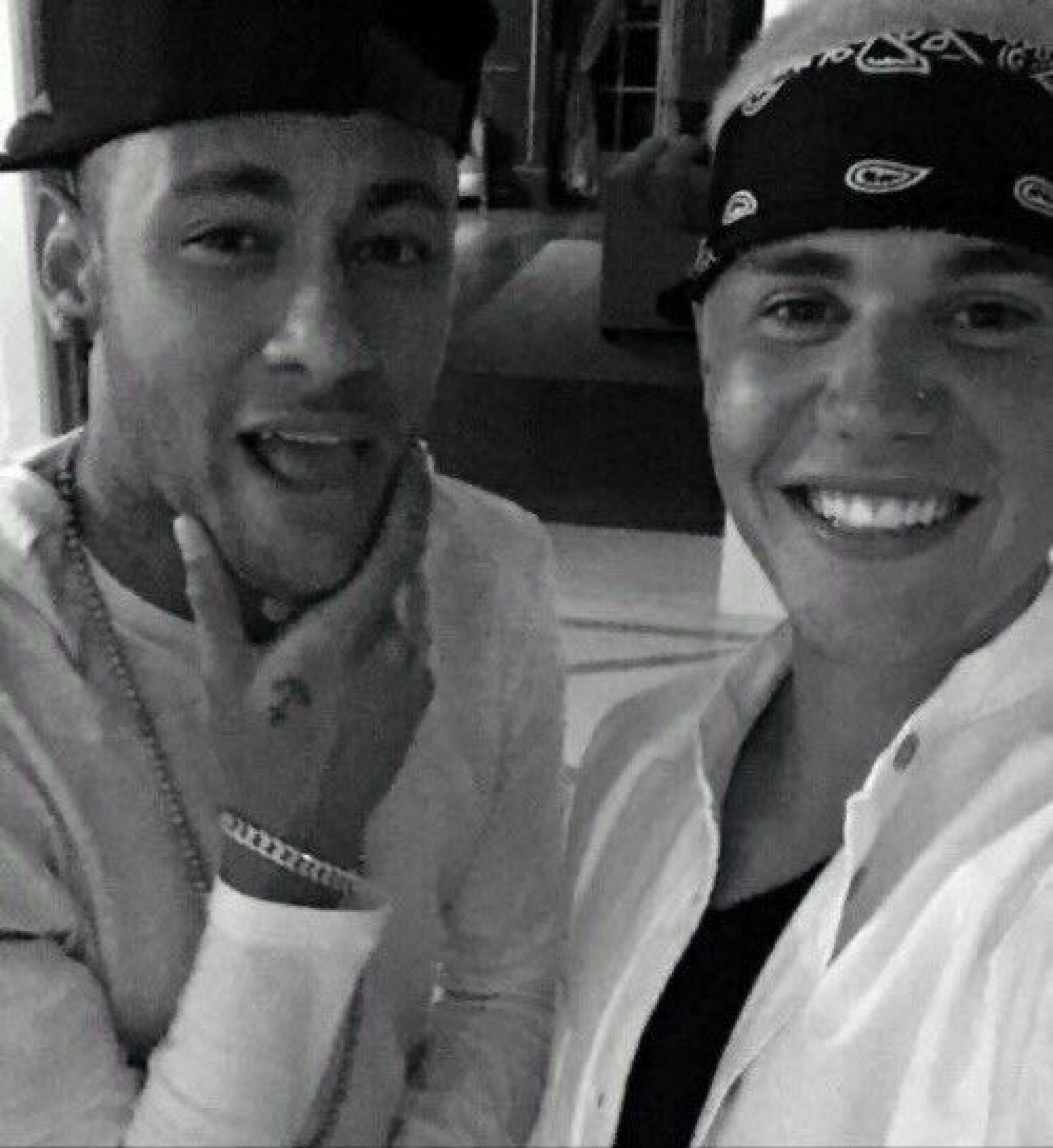 Neymar e Justin Bieber em foto antiga - Reprodução / X