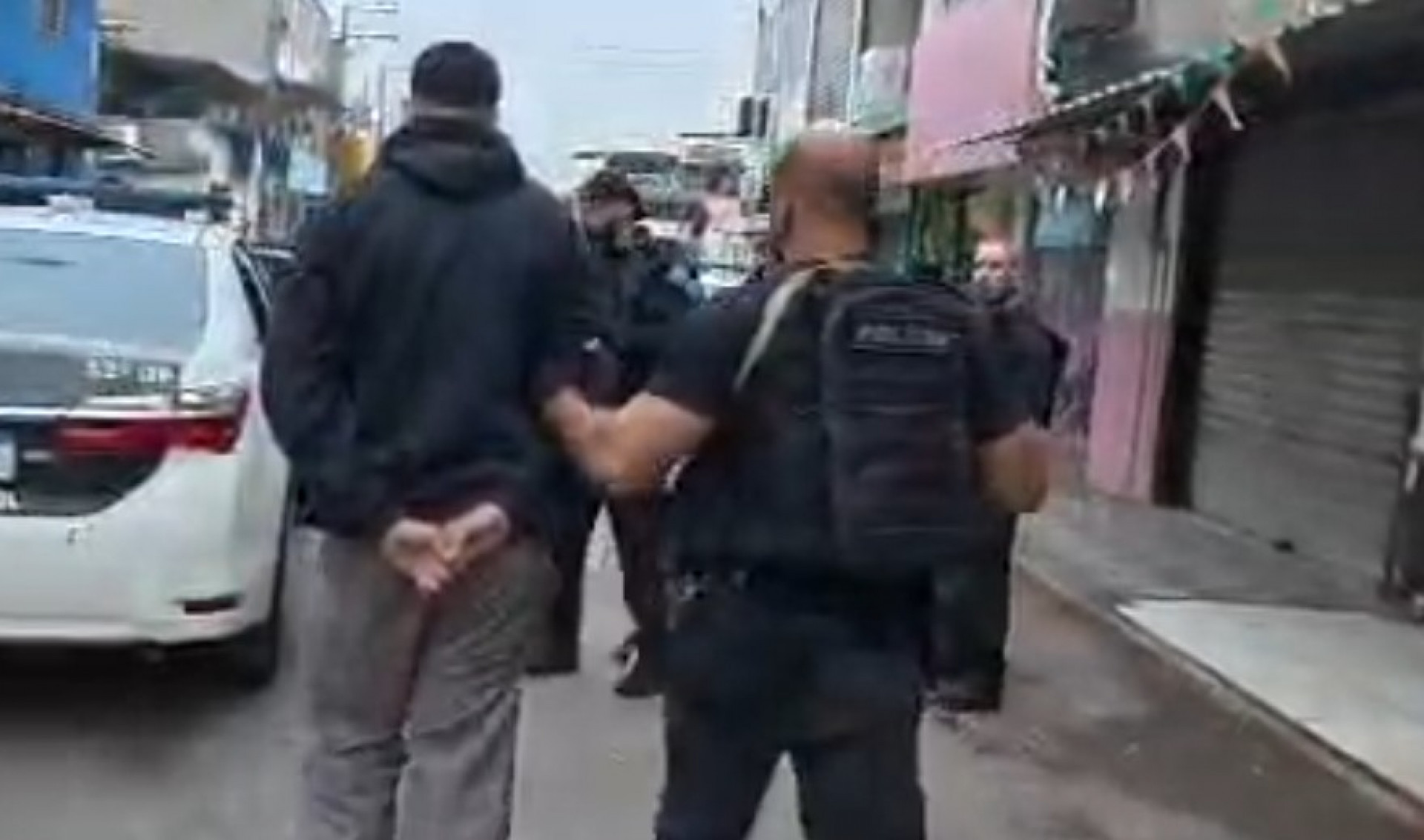 Policiais civis realizam operação contra o Comando Vermelho no Parque das Missões - Reprodução