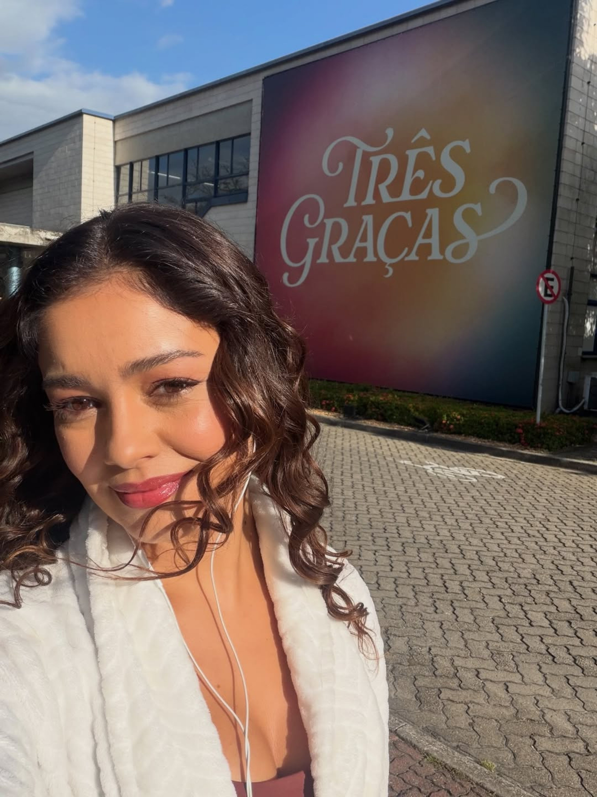 Sophie Charlotte faz agradecimento antes do último capítulo de 'Três Graças'