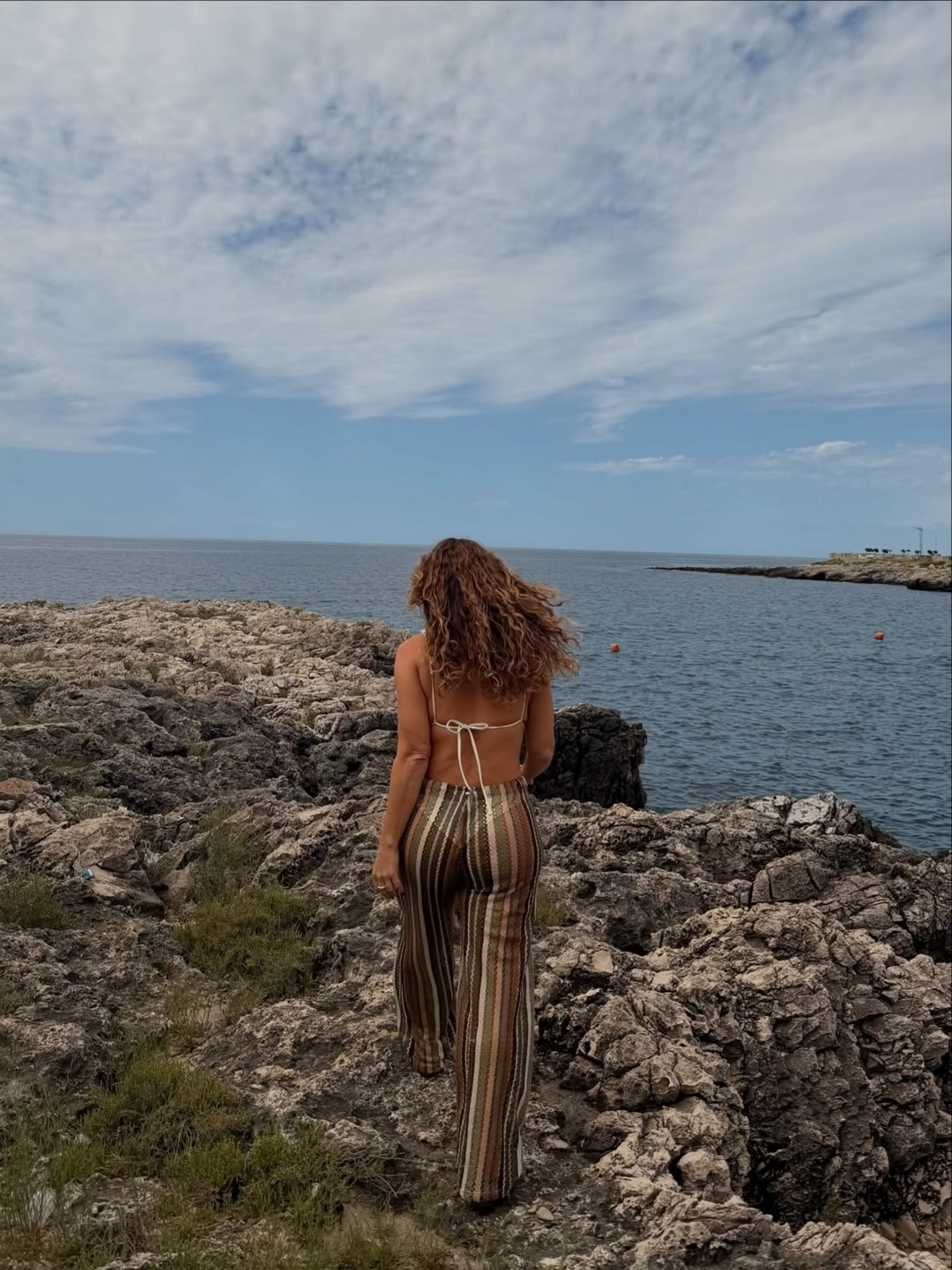 Paolla Oliveira posa de biquíni em cenário paradisíaco na Itália - Reprodução / Instagram