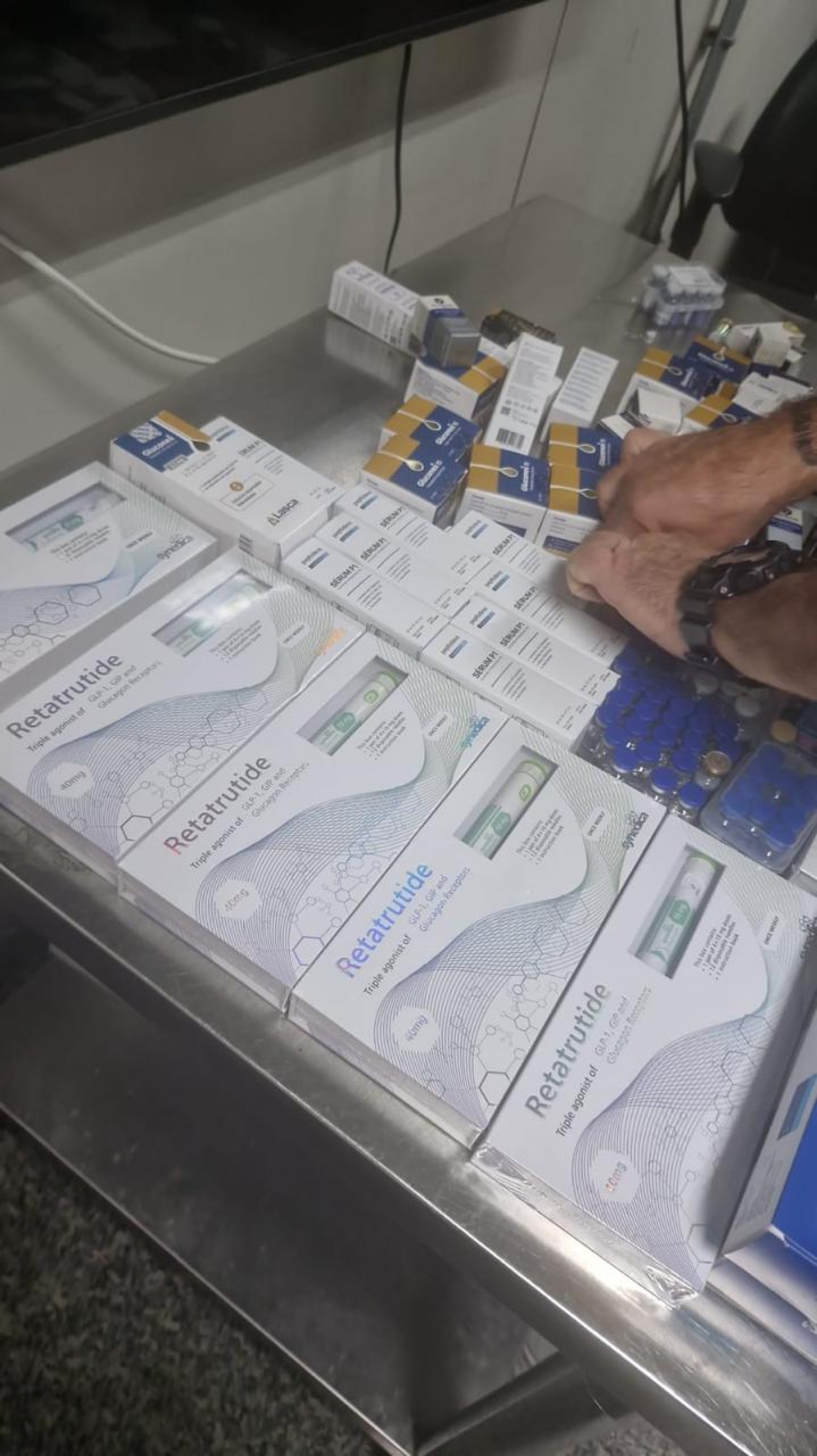 Caixas de Retatrutida, remédio que acelera a perda de peso, apreendidas pela PF - Divulgação / Polícia Federal