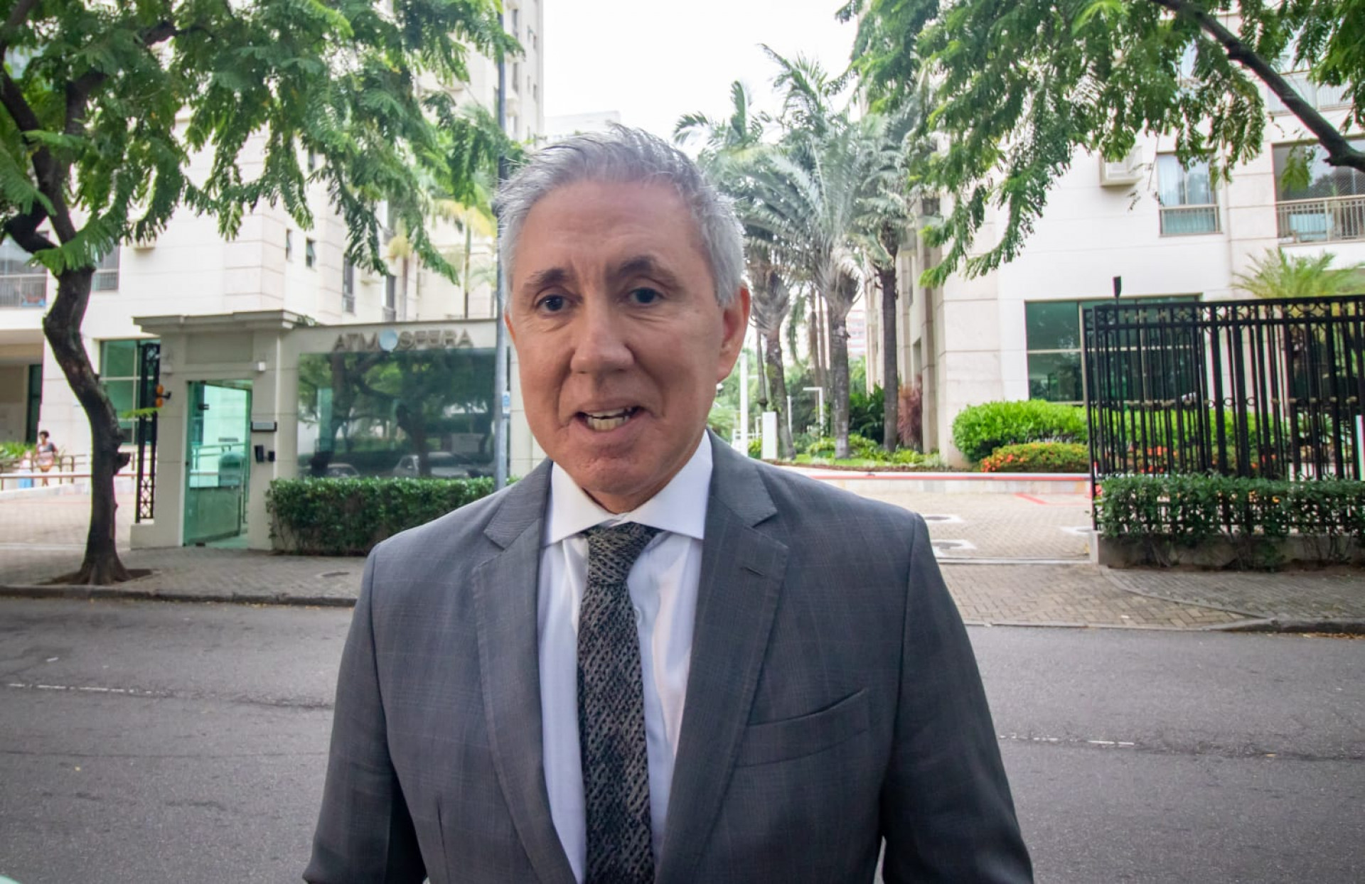 Carlo Luchione, advogado o ex-governador Cláudio Castro - Érica Martin/Agência O DIA