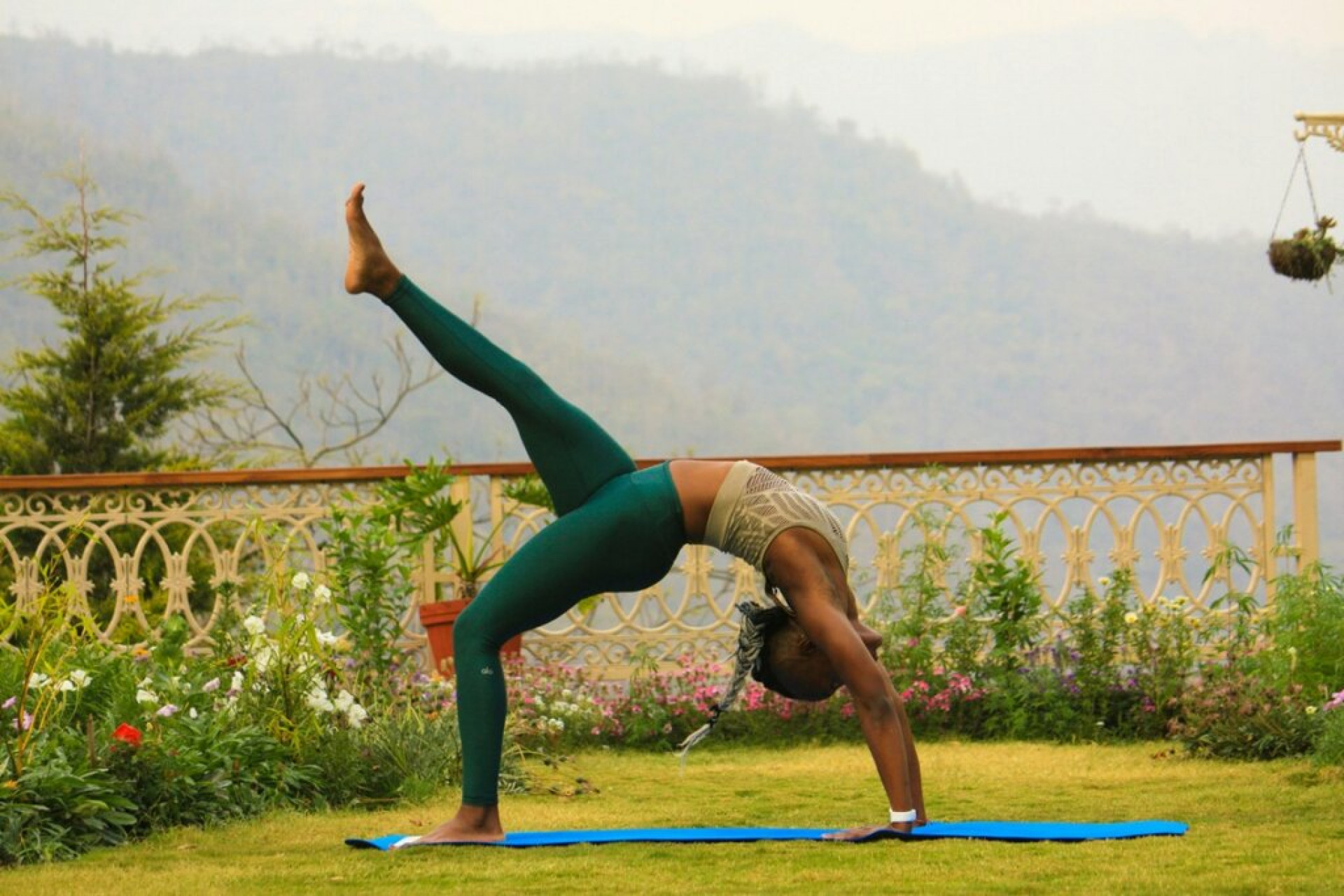 Cansada de tentar controlar tudo? Como usar o Yoga para soltar o controle e viver melhor