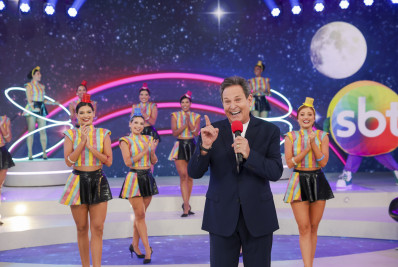 Luis Ricardo avalia comparações com Gugu Liberato no comando do 'Viva a Noite': 'Inevitáveis'