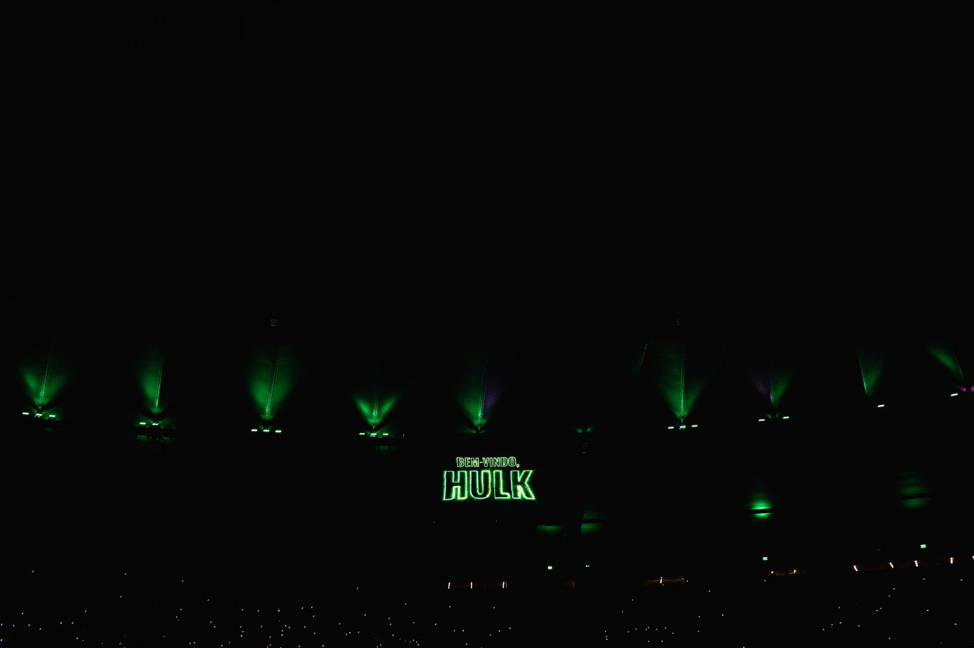 Hulk foi recebido com festa pela torcida do Fluminense no Maracanã
 - Lucas Merçon/Fluminense FC