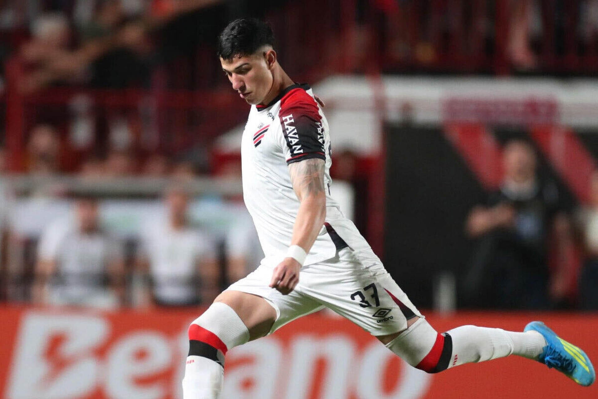 Athletico x Flamengo: onde assistir, escala&ccedil;&otilde;es e arbitragem