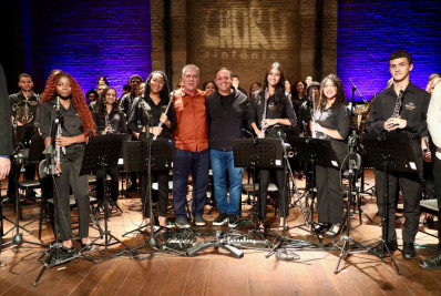 Aprendiz Musical comemora 25 anos com Theatro Municipal lotado e lançamento do Choro Sinfônico