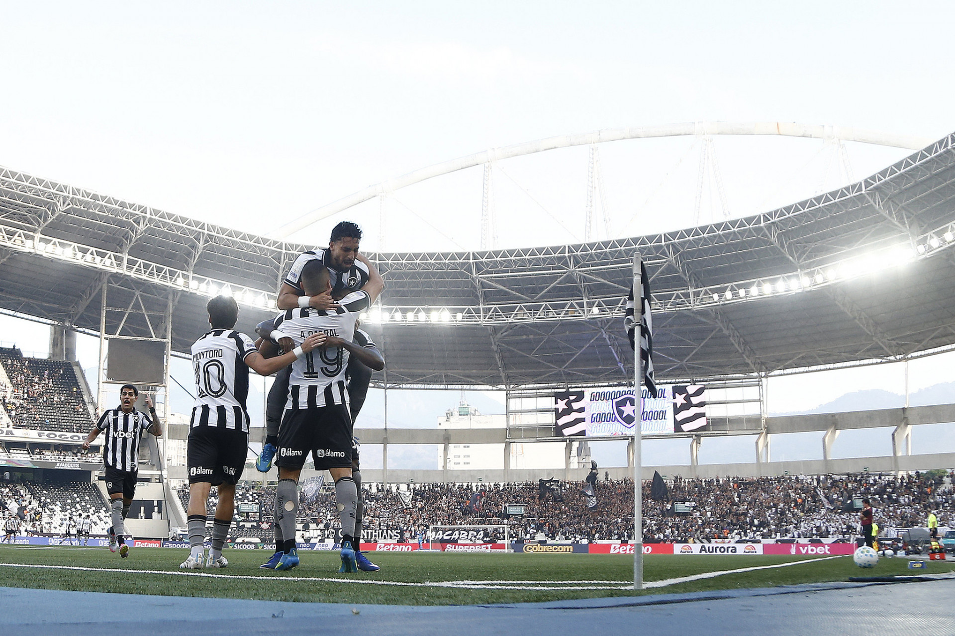 Arthur Cabral foi o destaque do Botafogo contra o Corinthians - Vitor Silva / Botafogo