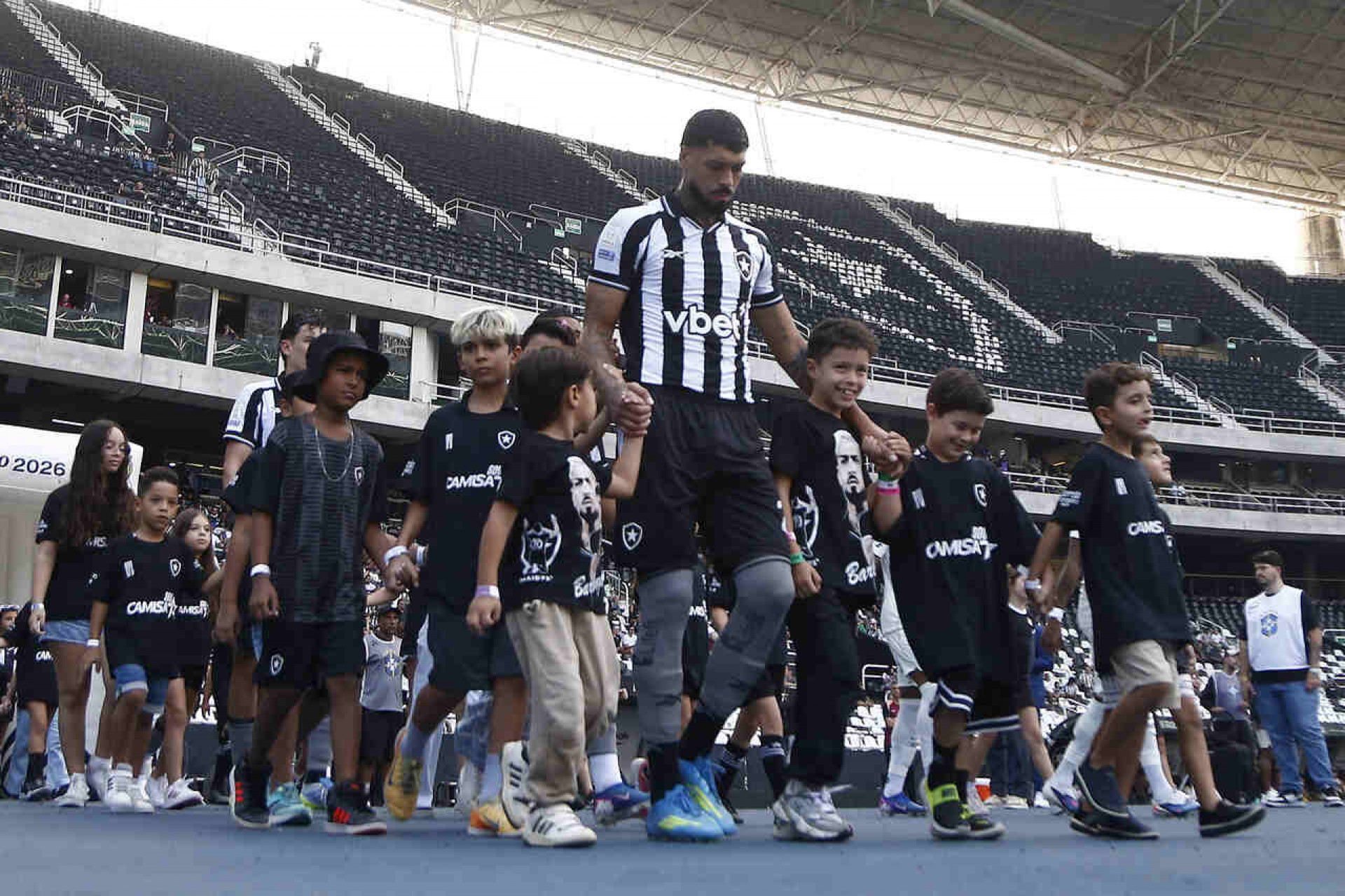Barboza assina contrato com Palmeiras e se despede do Botafogo no Brasileir&atilde;o