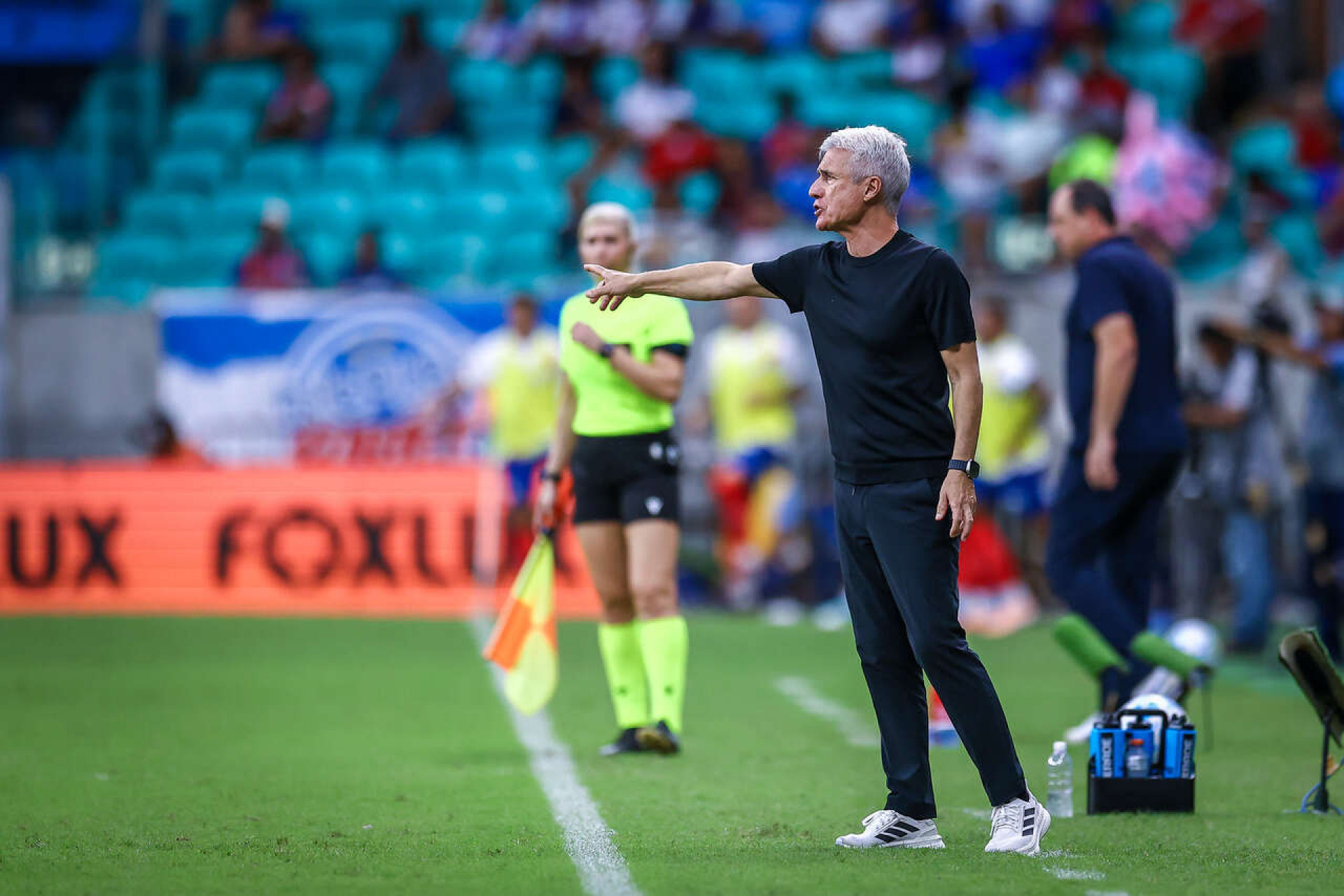 Lu&iacute;s Castro lamenta empate do Gr&ecirc;mio com o Bahia: “Poder&iacute;amos ter vencido”