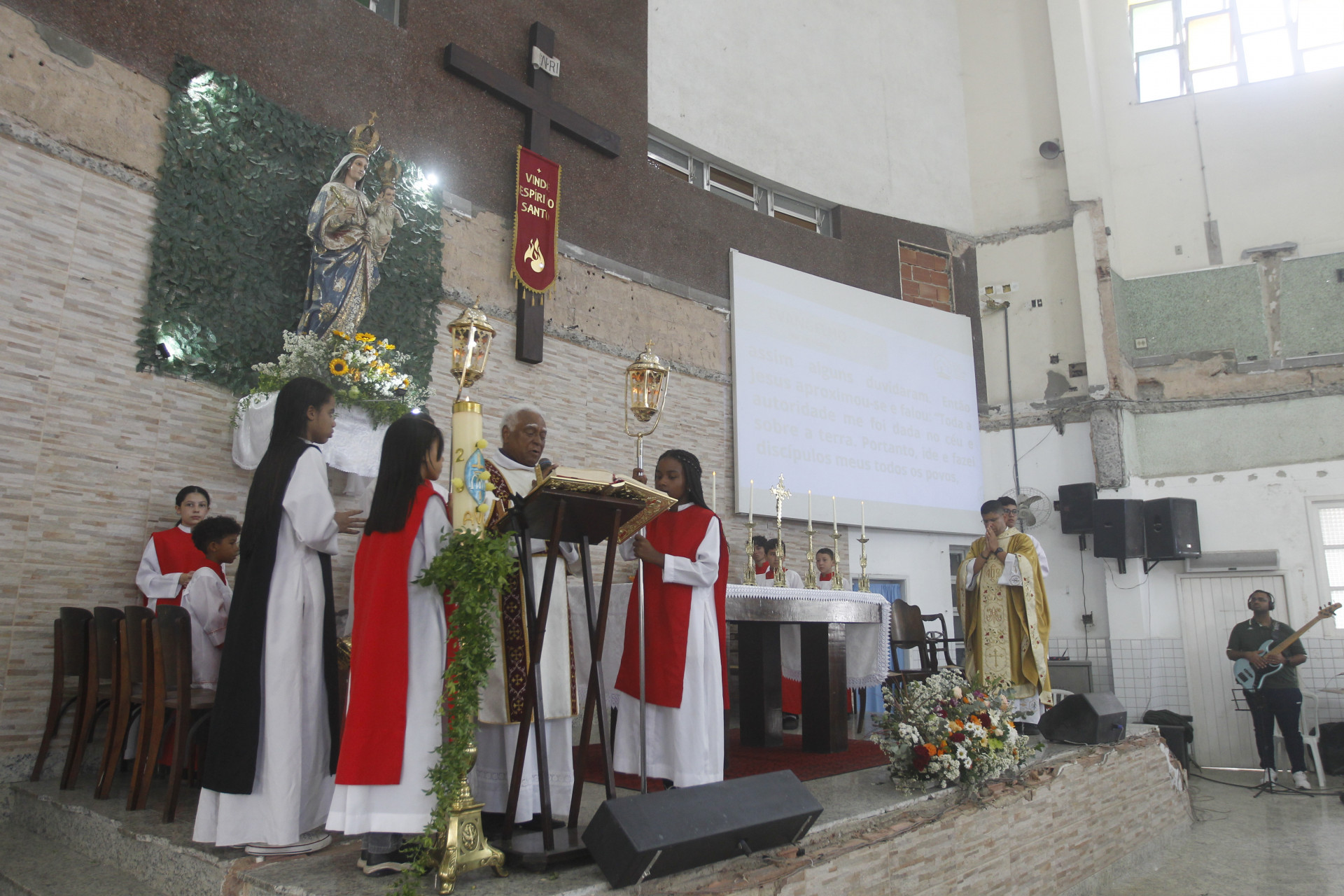 Ap&oacute;s cinco meses fechado, Santu&aacute;rio d&rsquo;Ajuda volta a acolher fi&eacute;is na Ilha do Governador
 - Reginaldo Pimenta/Ag&ecirc;ncia O Dia
