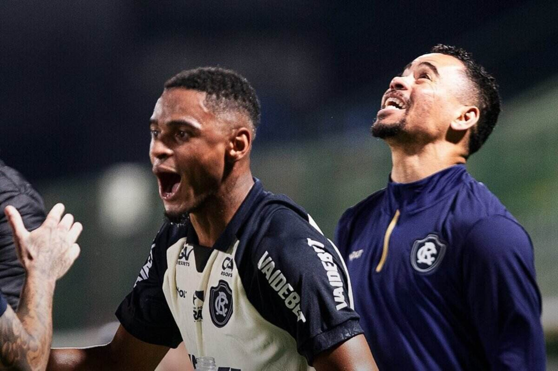 Remo vence e afunda a Chapecoense na lanterna do Brasileir&atilde;o