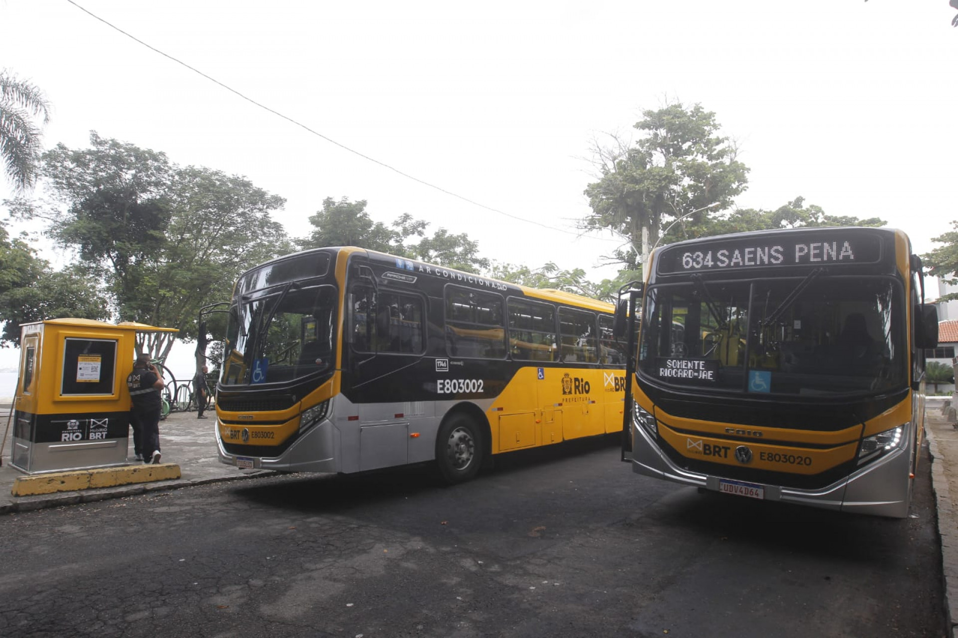 Nova linha de ônibus que liga Ilha do Governador e Tijuca começa a circular - Reginaldo Pimenta / Agência O DIA