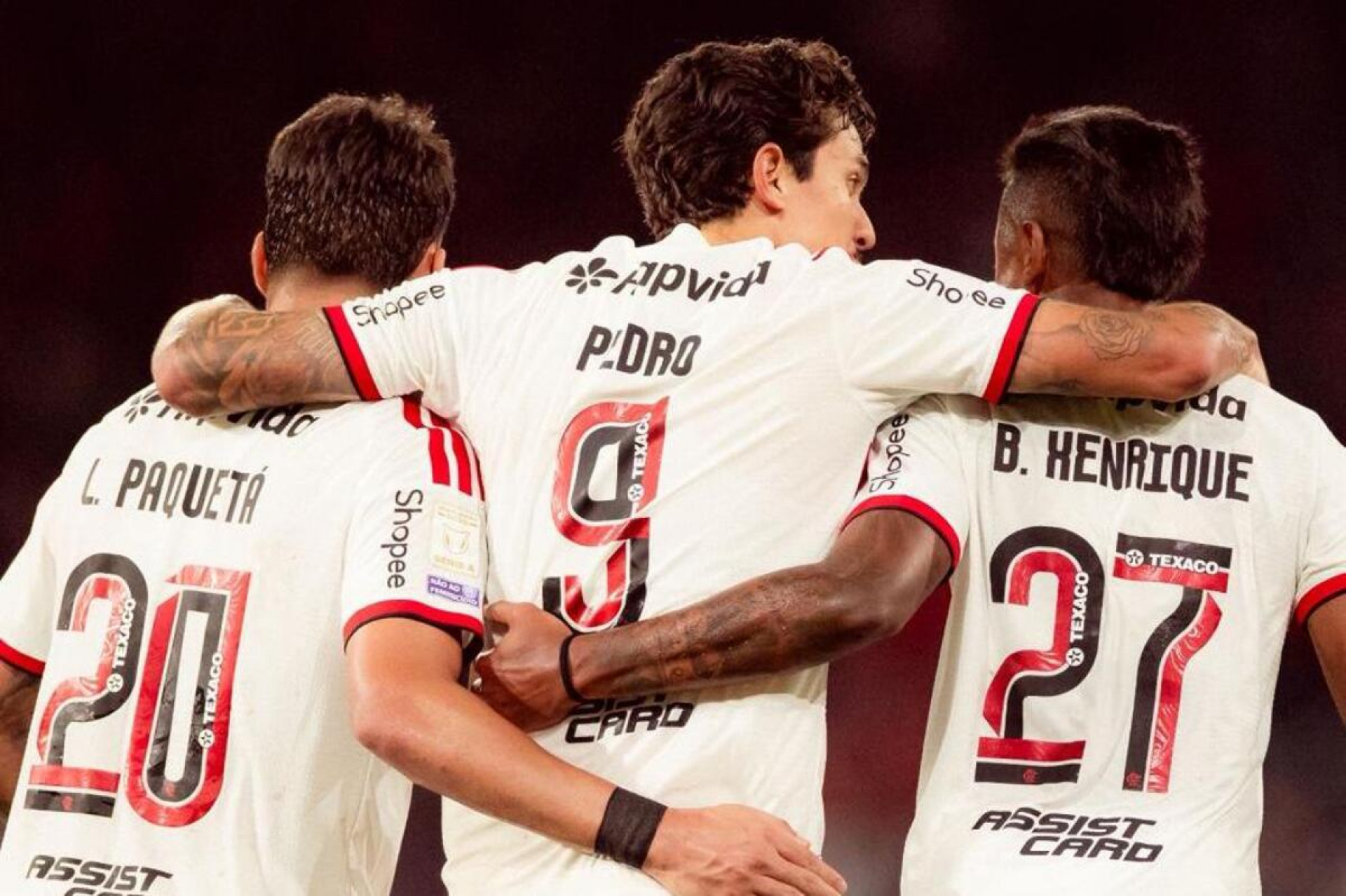 Jardim v&ecirc; o empate do Fla no PR como bom resultado e analisa Rossi