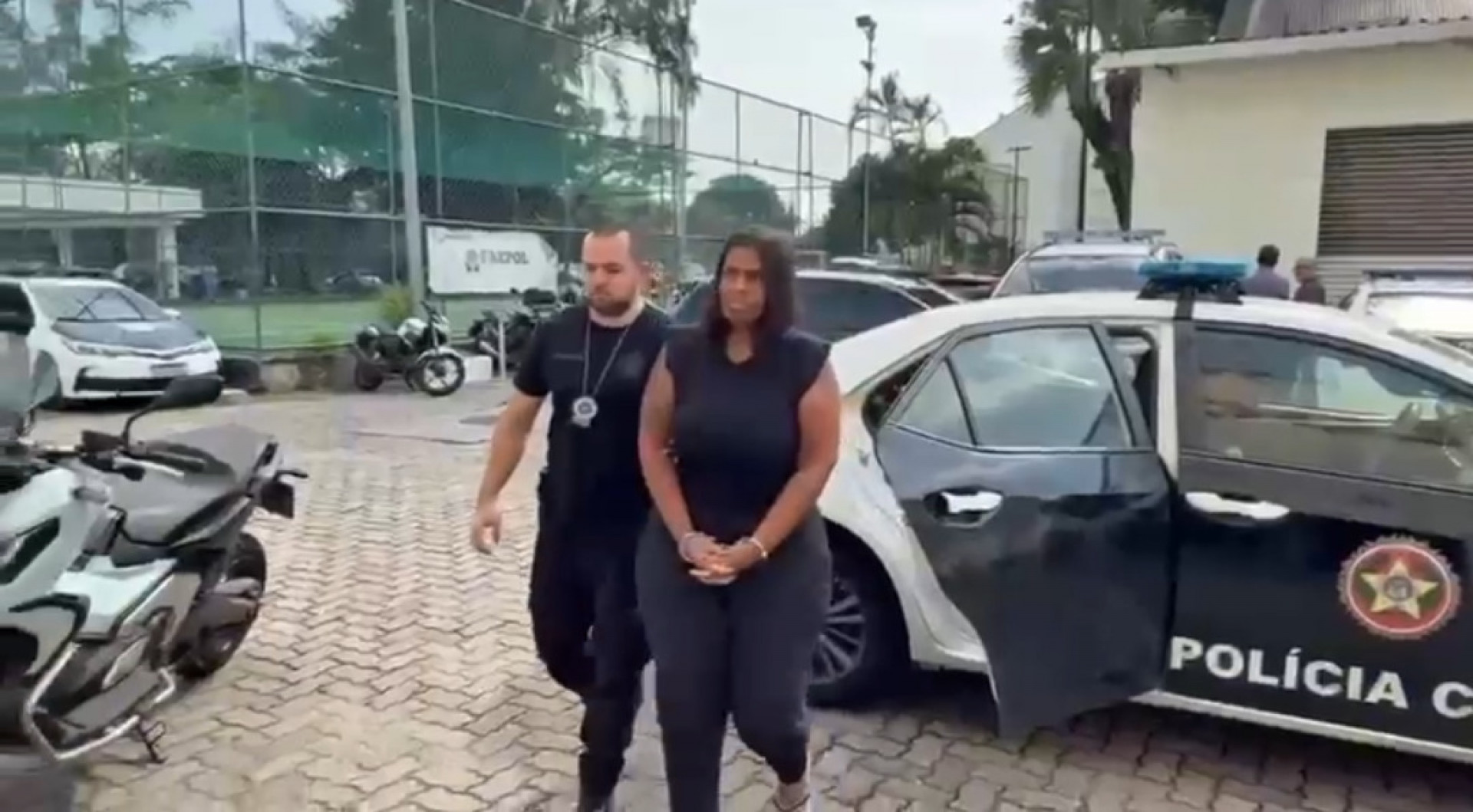Polícia Civil prende mulher apontada como integrante de esquema de pirâmide financeira