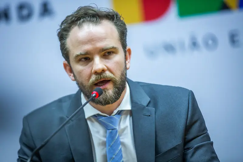 Durigan diz que levará ao G7 debate sobre guerra, investimentos e minerais críticos