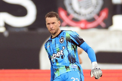 Neto rasga elogios ao desempenho do Botafogo: 'Trabalho com qualidade muito alta'