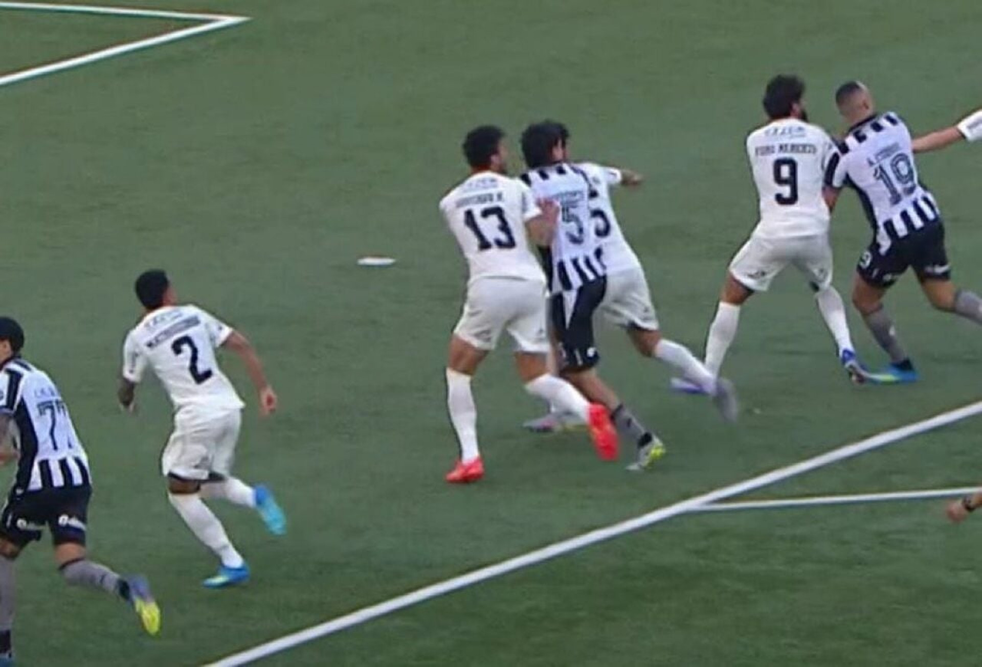 Botafogo x Corinthians: CBF divulga &aacute;udios do VAR de decis&atilde;o que retirou p&ecirc;nalti